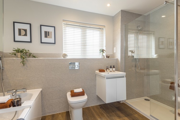 Bathroom in 5 bedroom houses for sale newbury