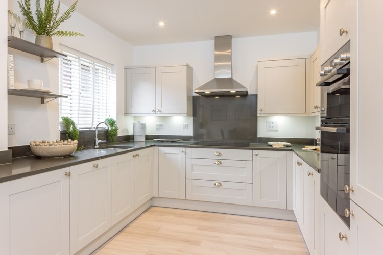 3 bedroom houses for sale Crowthorne