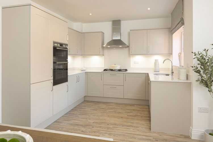 Mulberry house type kitchen, 4 bedroom house for sale in Didcot