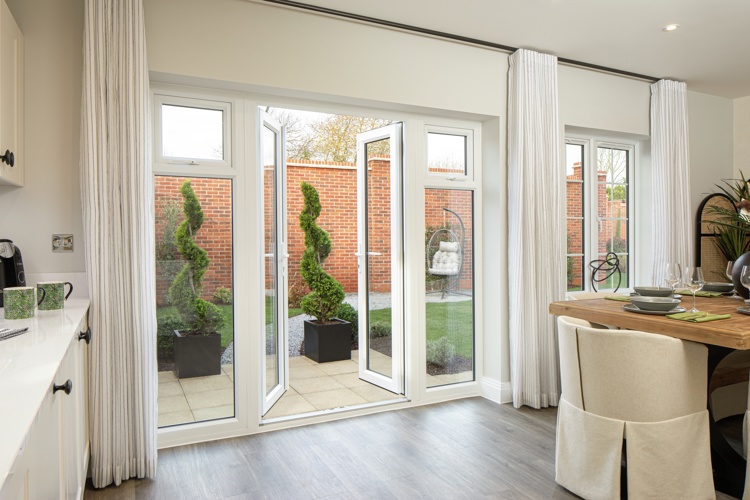 Vb1928627 8558 56 Plot2 Ayletts Green Kelvedon Cala NHC Kitchen Dining Room