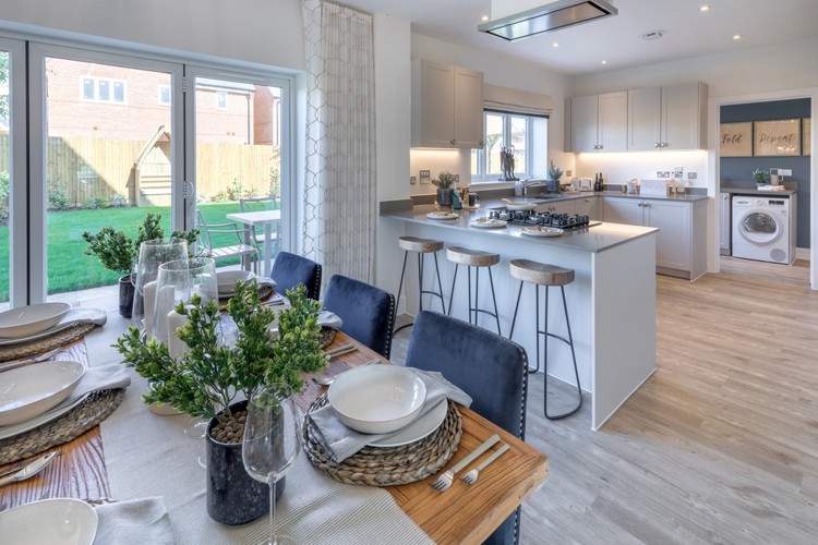 York house type kitchen, 4 bedroom house for sale in Shrivenham