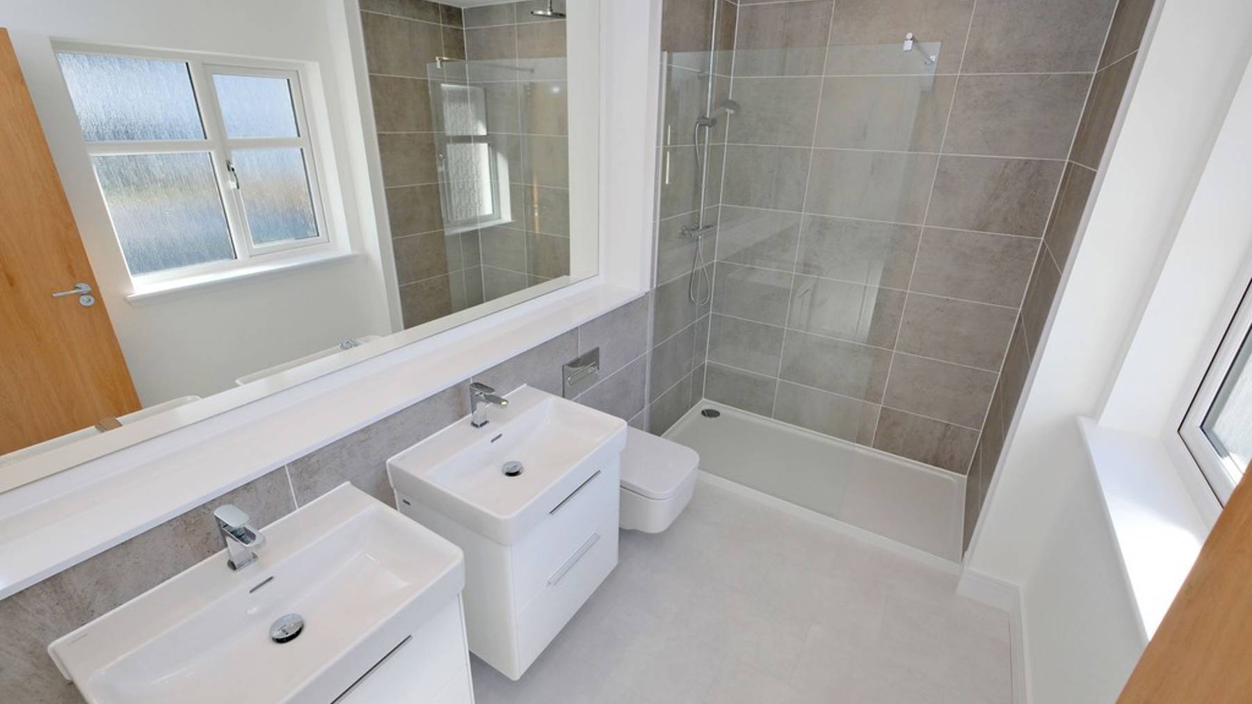Plot 147_Southbank_ensuite