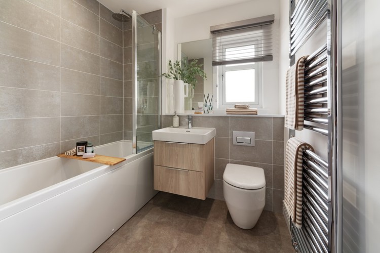 The Adam | Family Bathroom