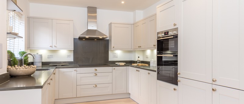 Vb5255851 A1360 053 800X342