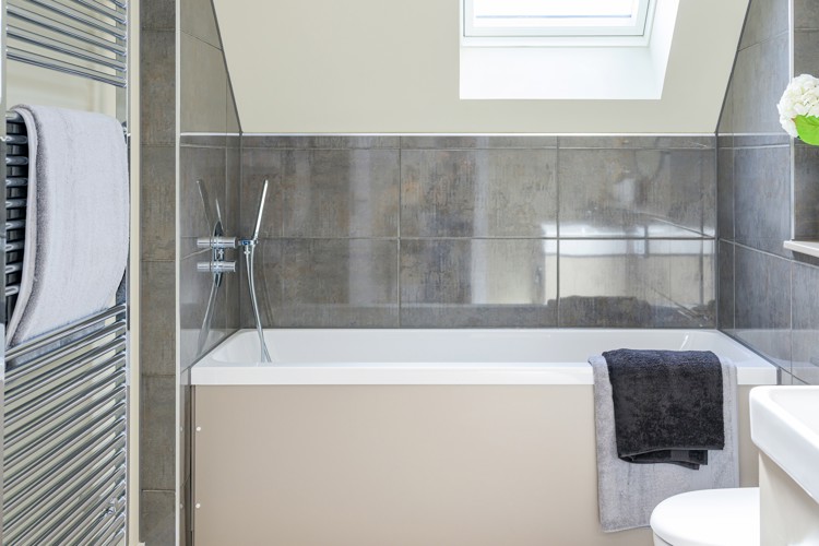 Vb5548725 20250912 Cala Homes Cedar Brae Melville Bedroom 1 Ensuite 002 3200X2133