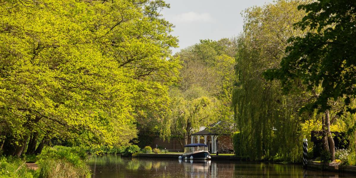Brooklands Grove | New 1-4 bedroom property for sale in Weybridge ...