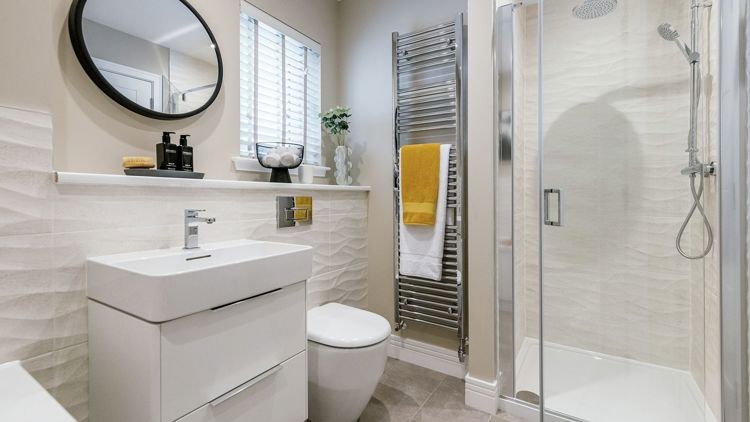 Vb2011179 20220614 Cala Homes Mansfield Lea Crichton Bathroom 002