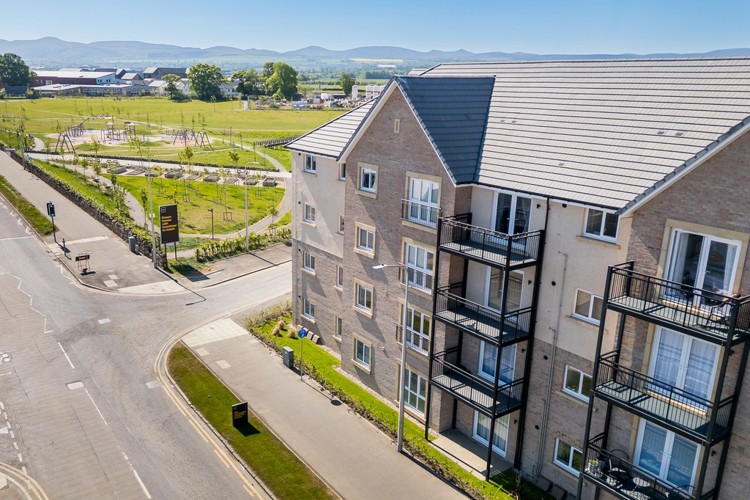 West Craigs, Cala, Edinburgh | street scene | 3, 4 & 5 bedroom houses and 2 & 3 bedroom apartments