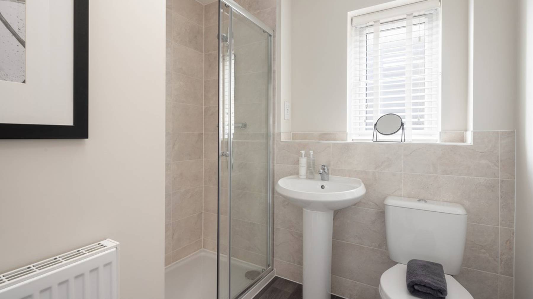 The Rosewood Hampton Lakes Ensuite