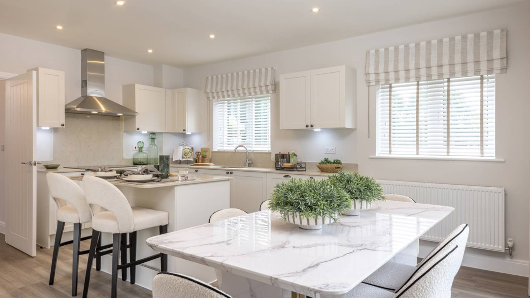 The Rowan, Samuel Gardens Kitchen & Dining Room 