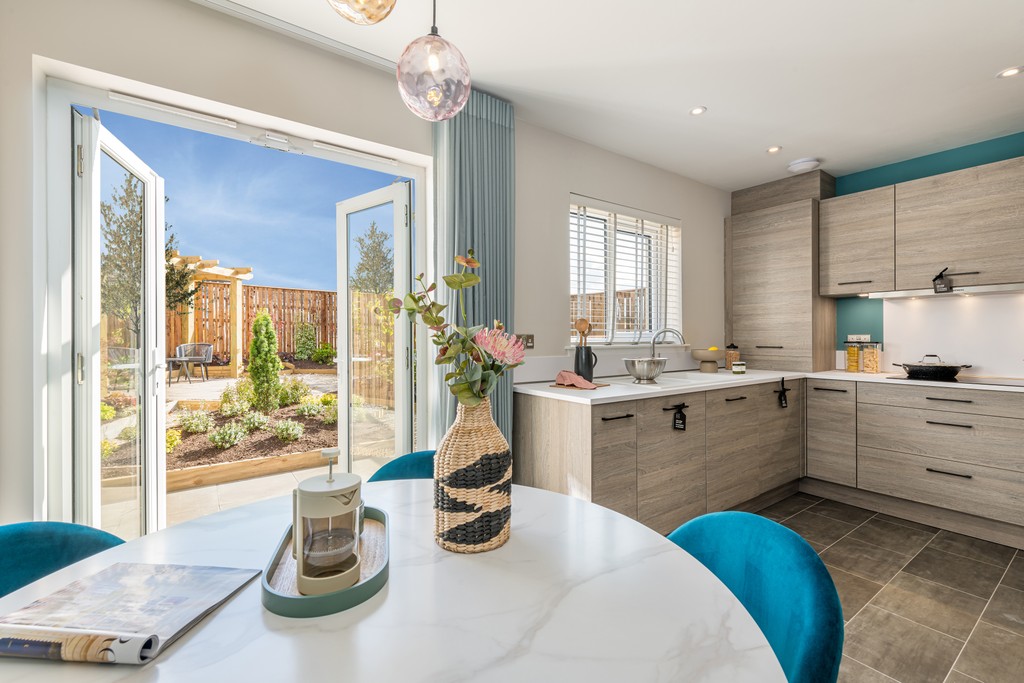 Allan – End Terrace