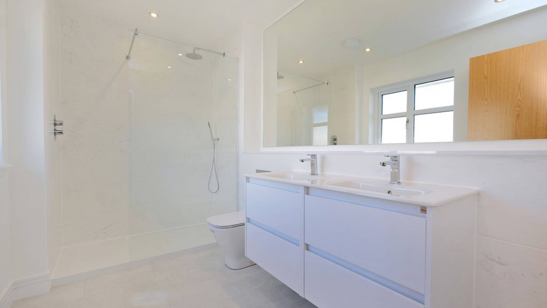 Plot 149_Murtle_Den_Park_ensuite