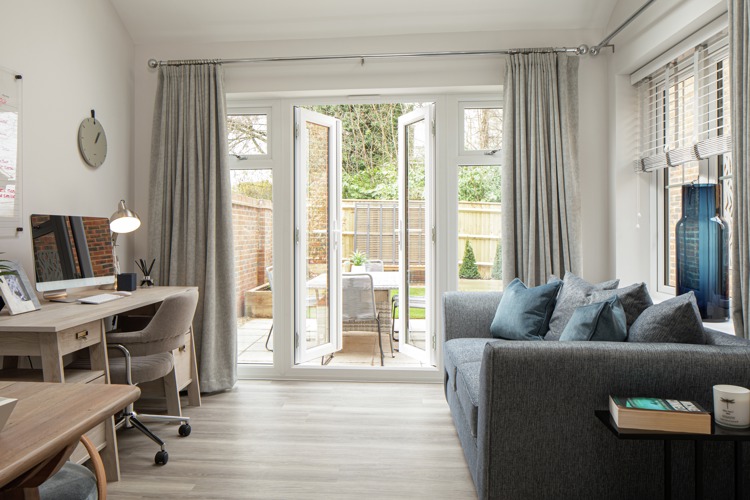 Vb1975831 8657 036 Plot 210 Rivermead Gardens Alton CALA Homes Thames
