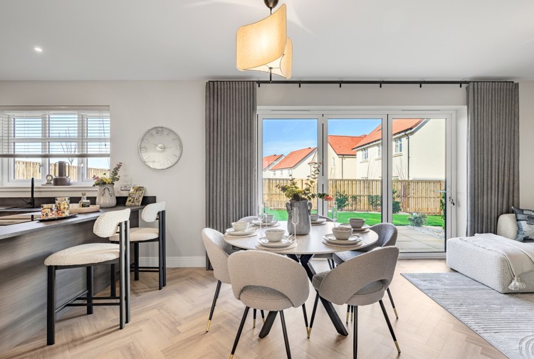 Vb5650433 20260227 Cala Homes Lathallan Grange Evan Kitchen Dining 001 1600X1076