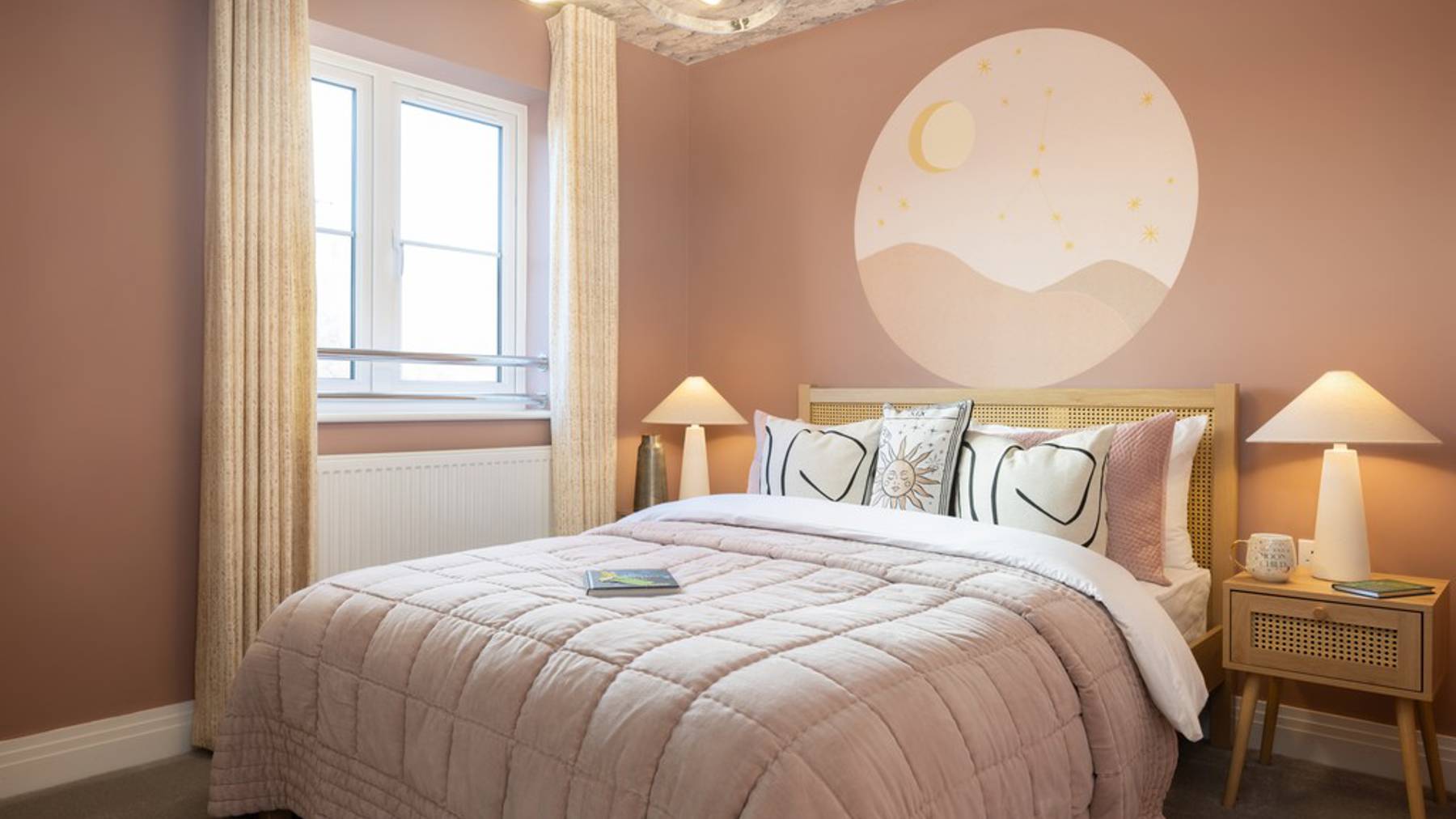 Pinewood Staggs Farm bedroom