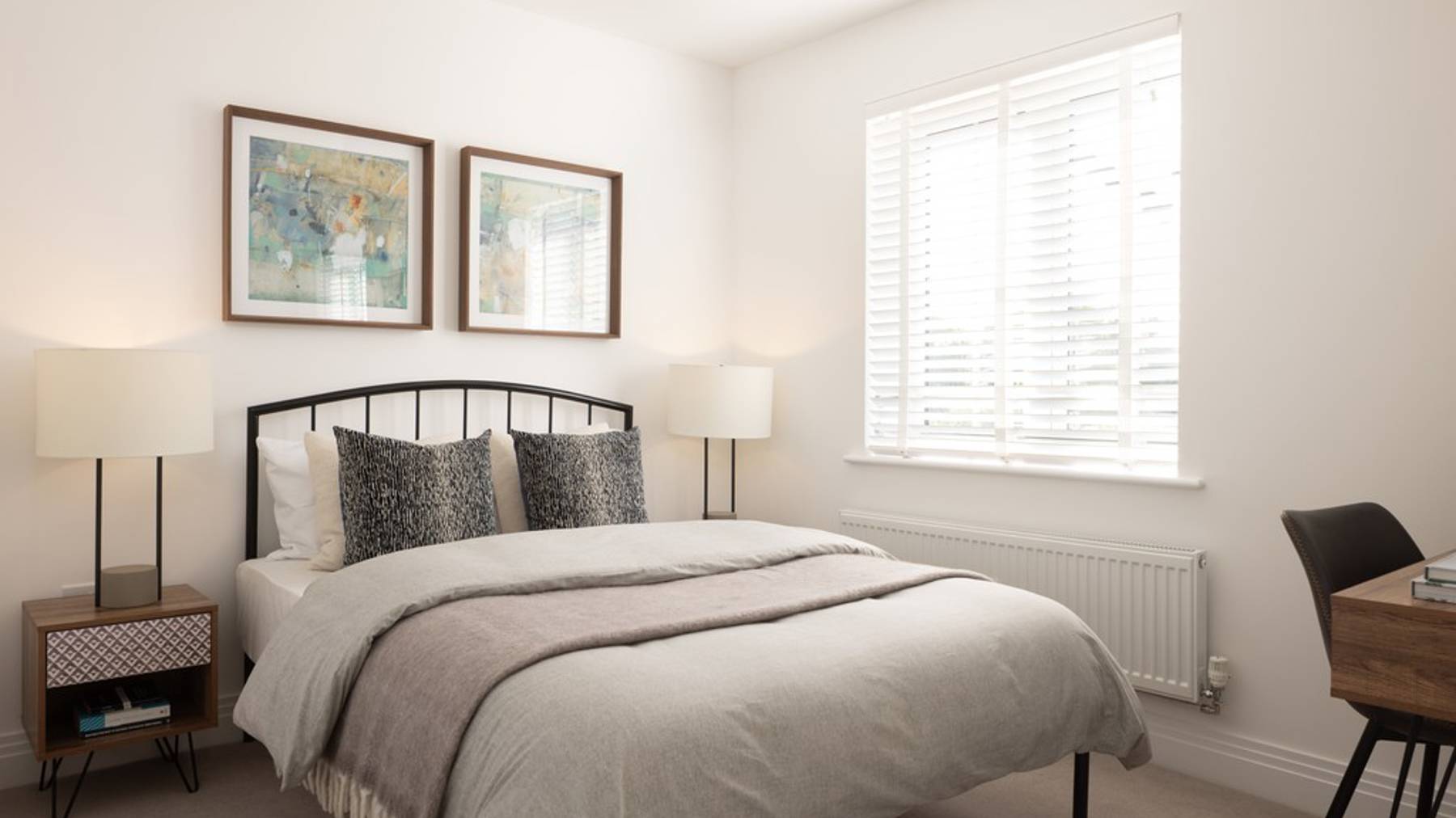 The Silverbell Bed3 Wivenhoe Gardens