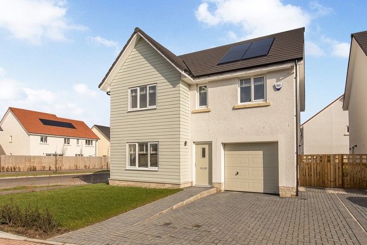 3 bedroom plus study home | virtually staged external