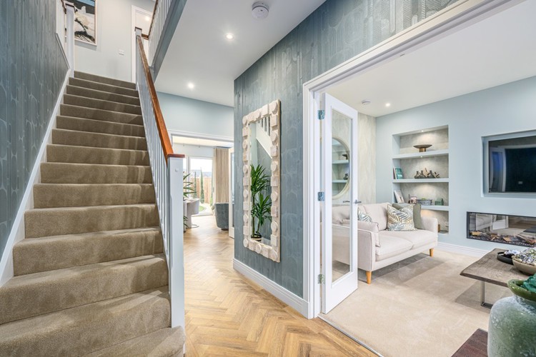 5 bedroom home for sale | entrance hall | Cala Homes 