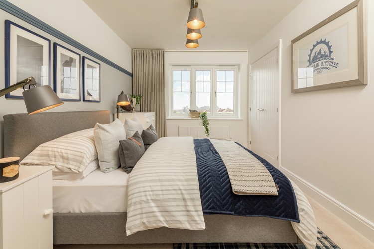 Vb1645042 7967 43 Plot 17 Priors Crescent Salford Priors Bed3