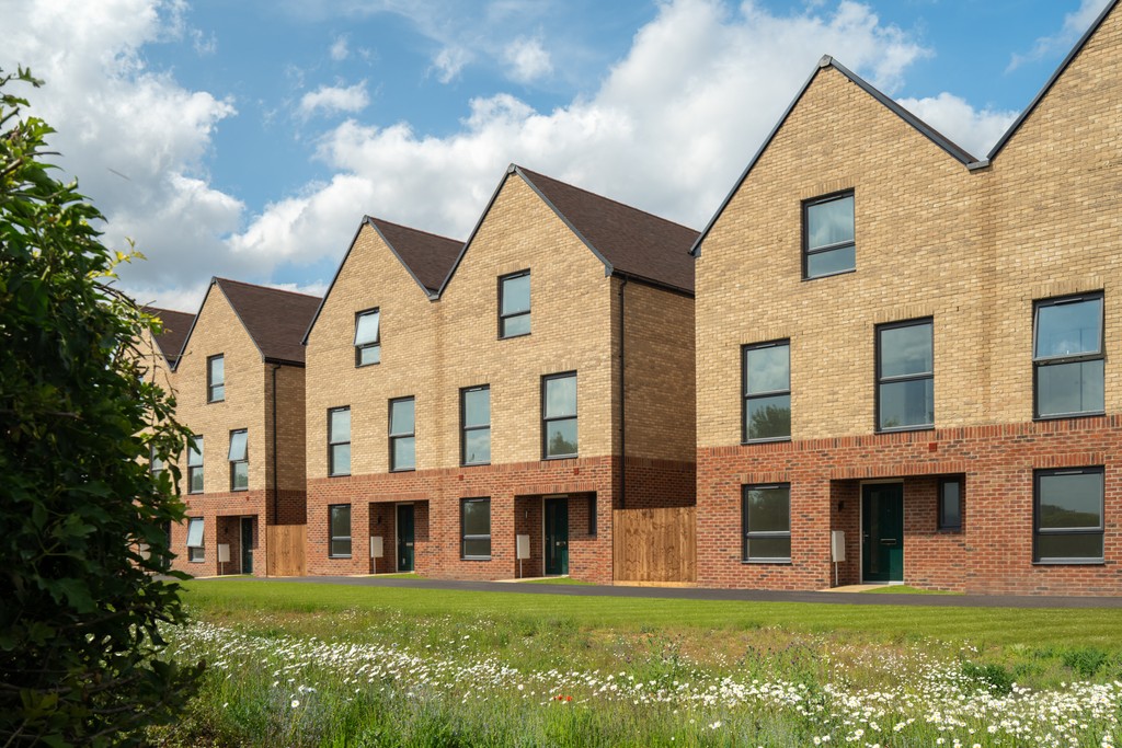 Streetscene At Netherhall Gardens Cambridge