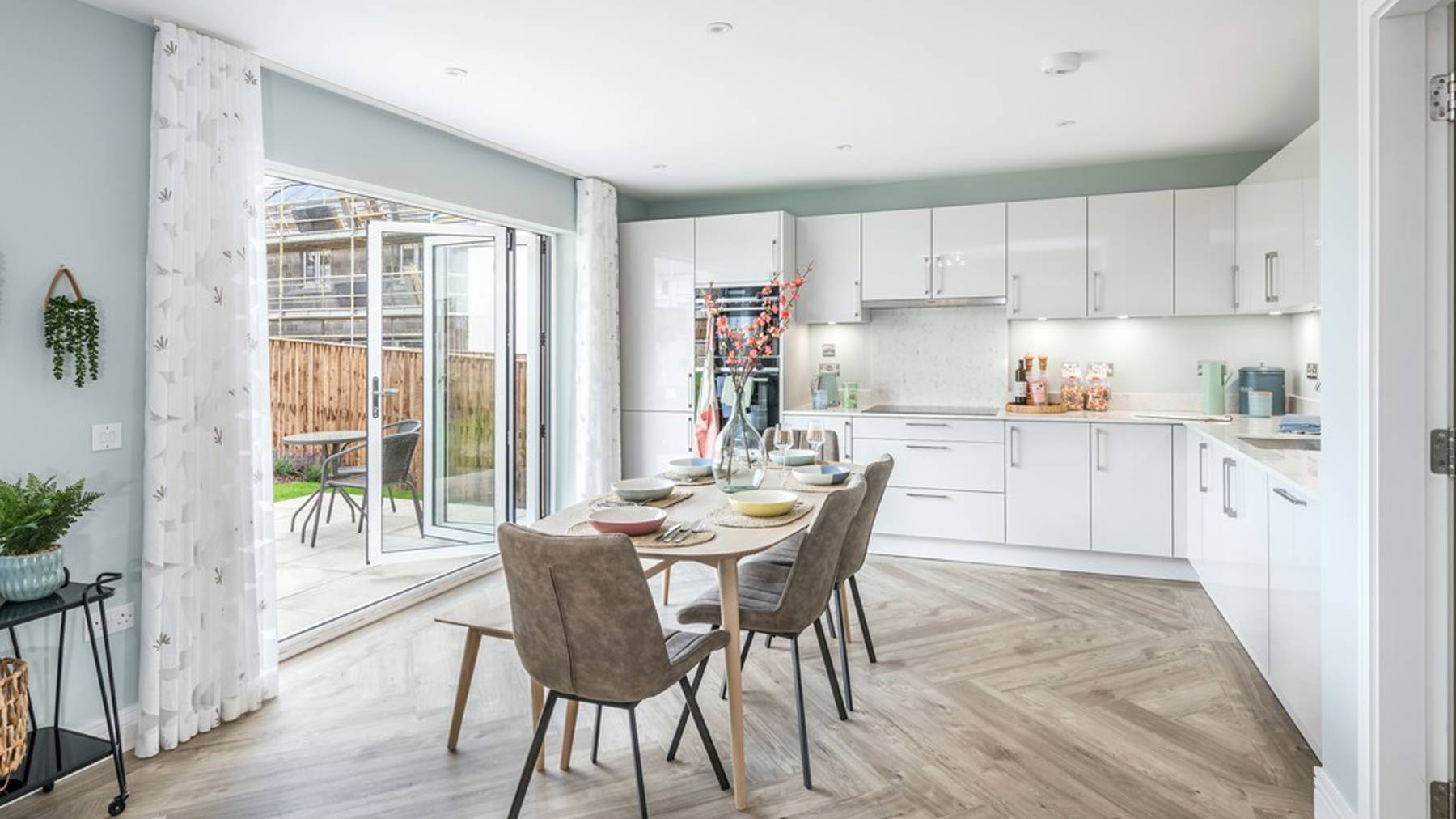 The Pearl Randall Fields Kitchen Diner