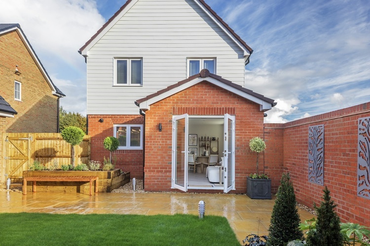 Vb2334828 A1070 039 Plot185 Nobel Park Didcot CALA Homes Cotswold Rear Garden