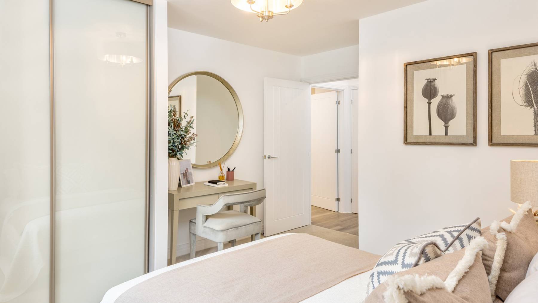 Bedroom of apartment for sale in Winchester