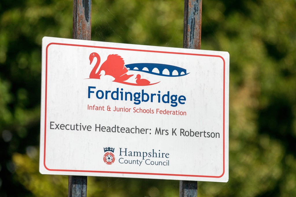 Knightwood Chase Fordingbridge School