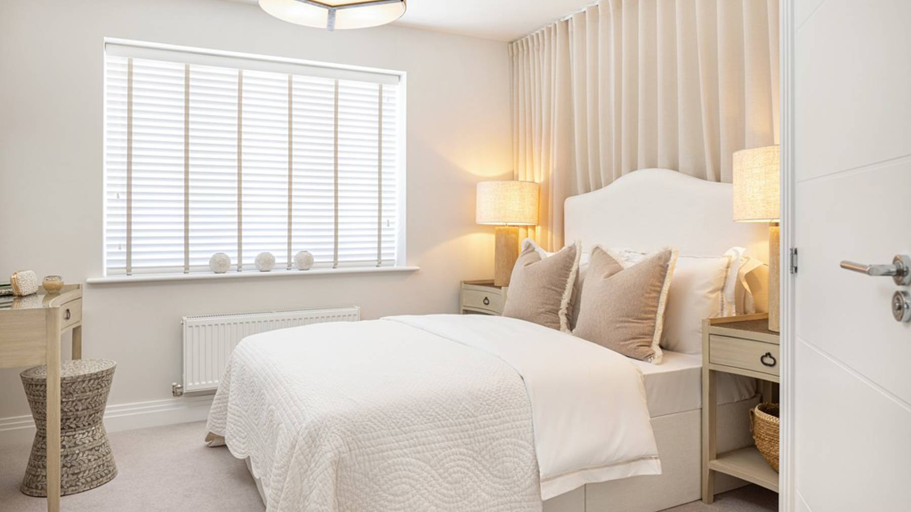 The Silverbell Bed4 Wivenhoe Gardens