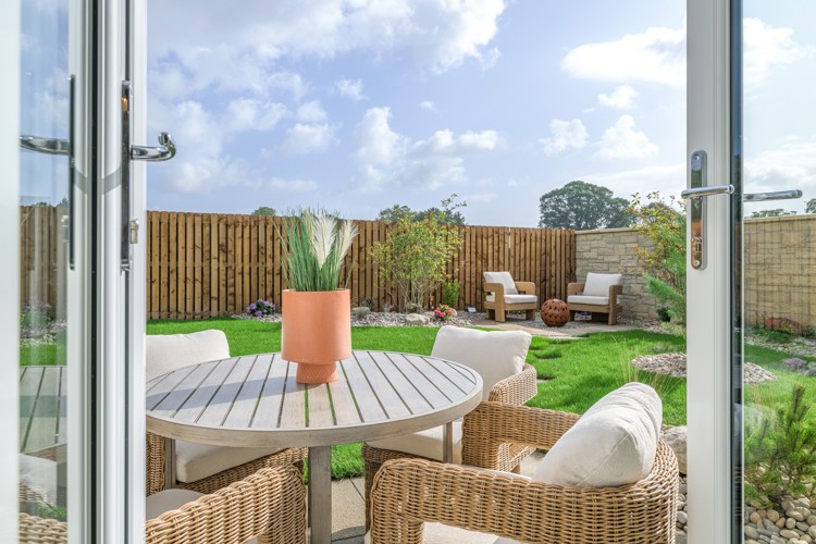 Vb5782204 20260911 Cala Homes Hillside Gardens Logan Kitchen Family Dining 004 1600X1067