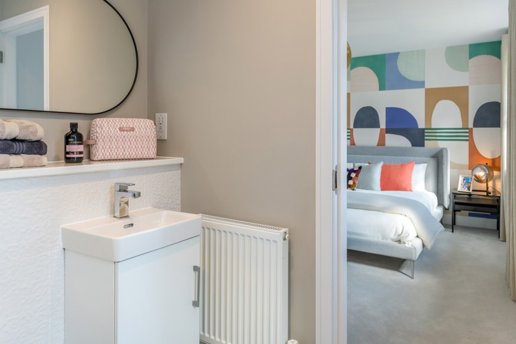 Vb5118618 20240319 Cala Homes Weavers Brae Brodick Bedroom 2 Ensuite 003 1600X1067