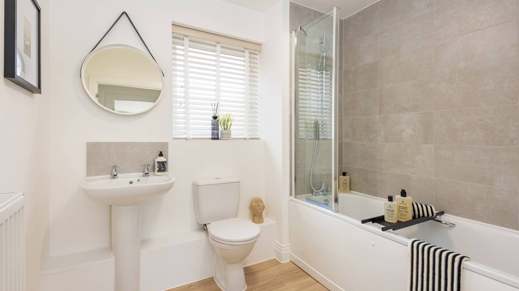 The Sheepley Apartment Bathroom Waterbeach Cambridgeshire