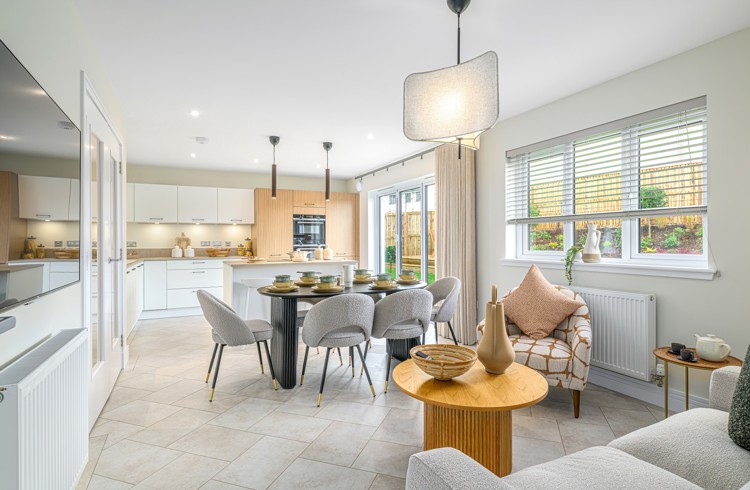 Vb5548595 20250912 Cala Homes Cedar Brae Crichton Kitchen Family Dining 005 1600X1045