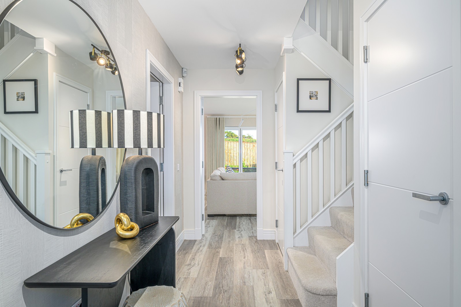 Vb5615882 20251212 Cala Homes Cedar Brae Brodick Hall 001 1600X1067 (1)