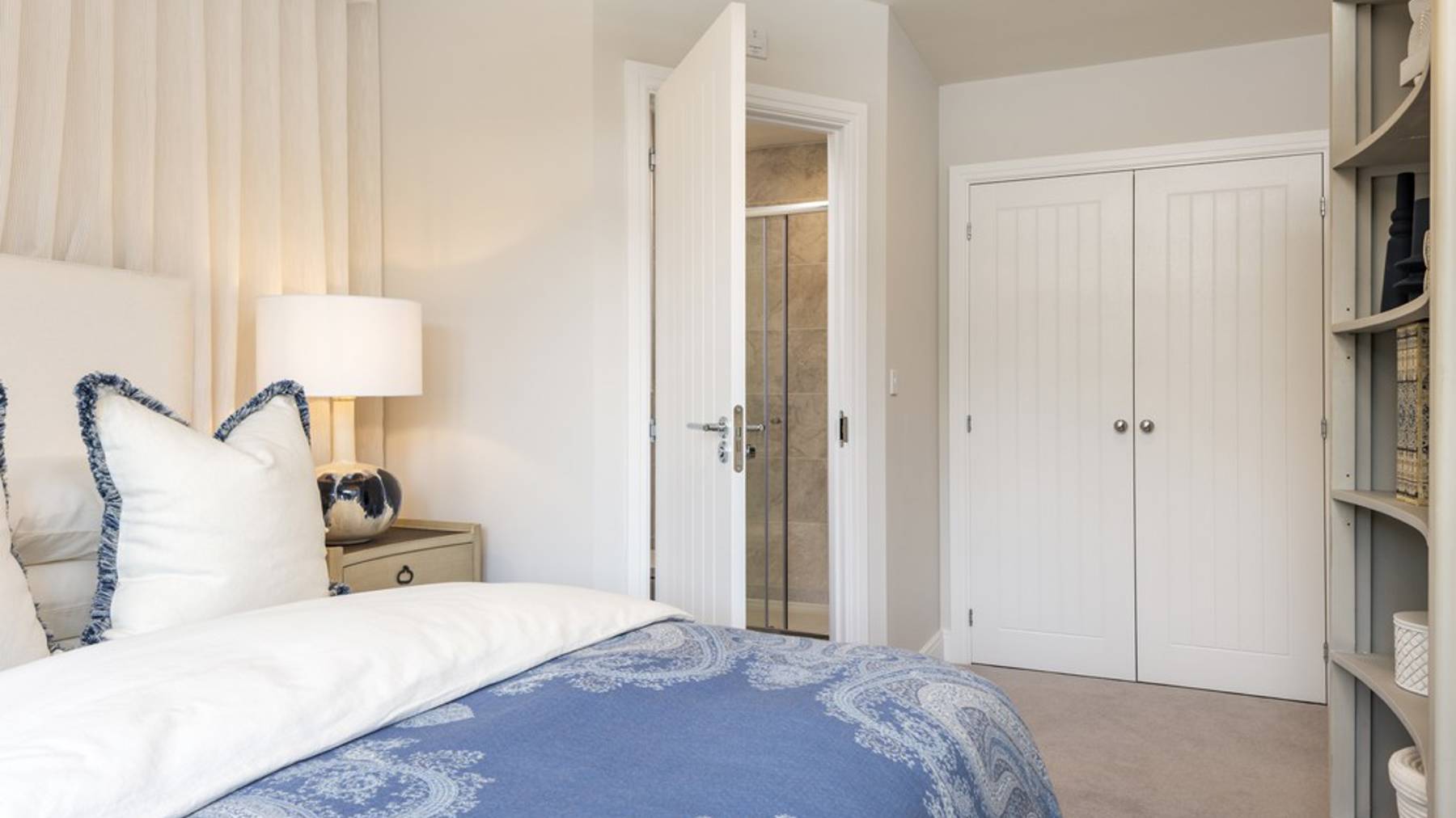 The Rowan, Samuel Gardens Bedroom