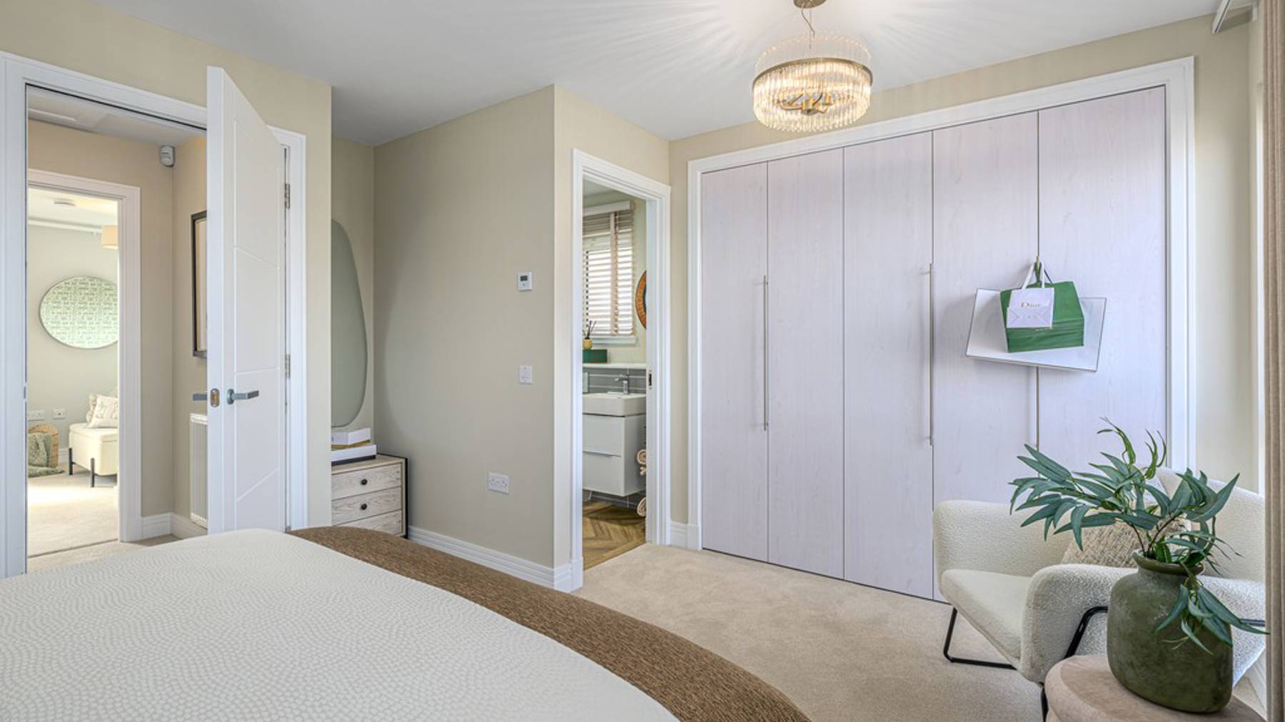 4 bedroom townhouse for sale | principal bedroom with an en-suite and bi-fold wardrobes