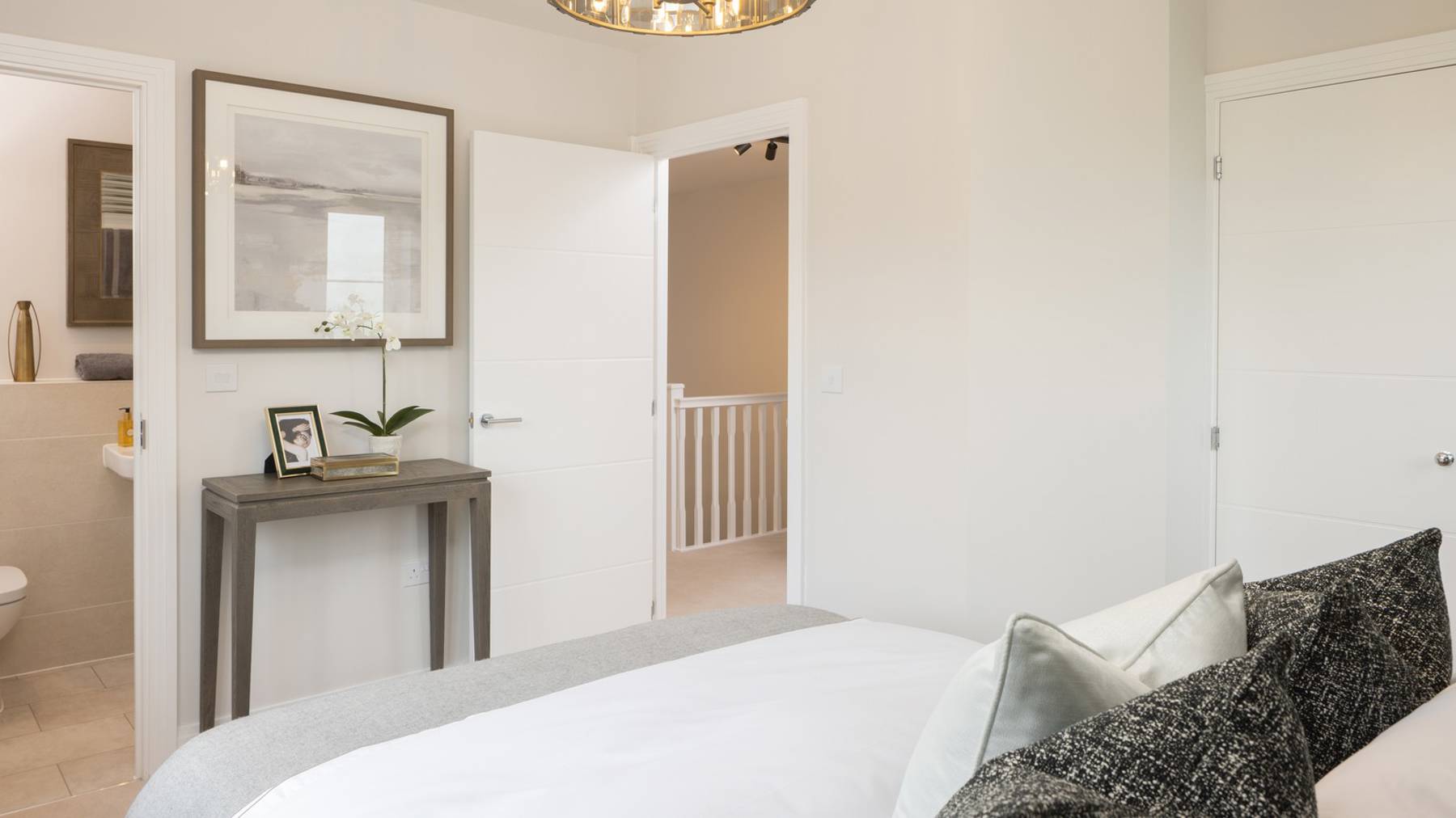 Bedroom of house for sale in Basingstoke