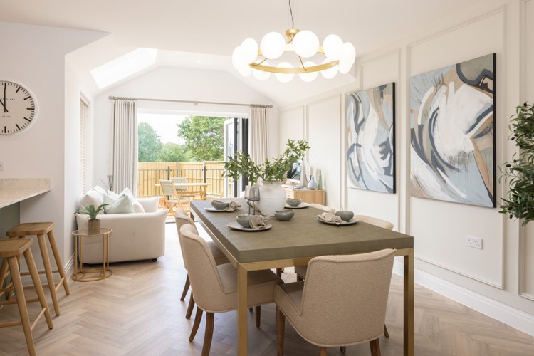 Familydiningroom Randallfields Stotfold Theorpine