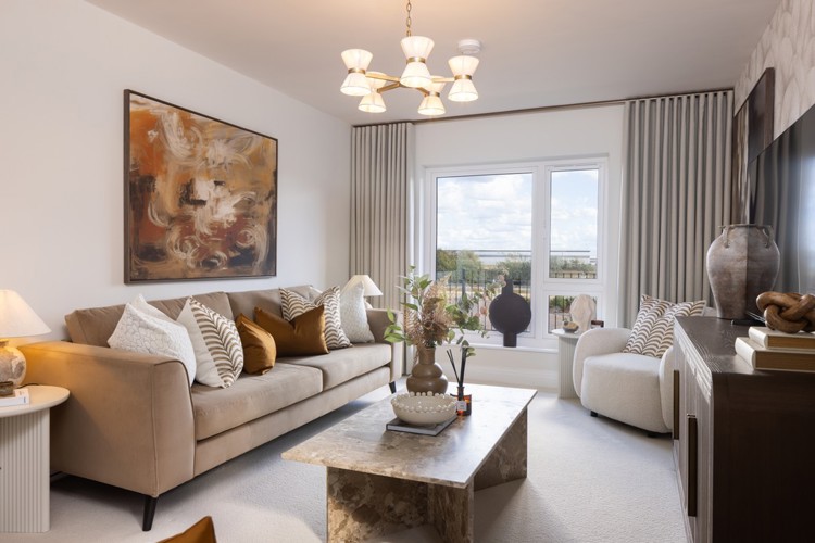 Pine house type living room, 4 bedroom house for sale in Bicester