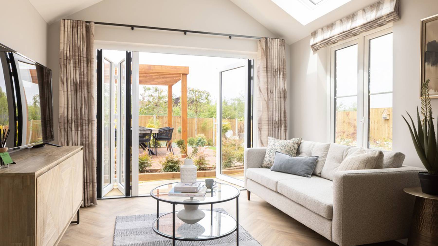 The Wishbone Randall Fields Kitchen Diner (1)