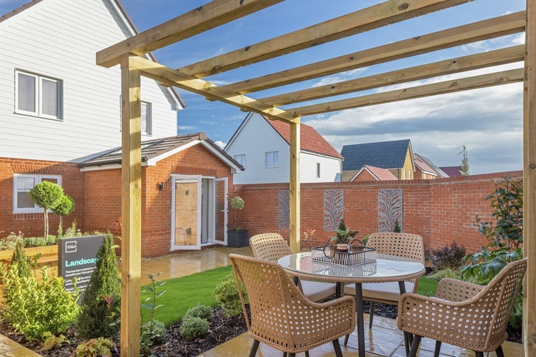 Vb2334830 A1070 041 Plot185 Nobel Park Didcot CALA Homes Cotswold Rear Garden