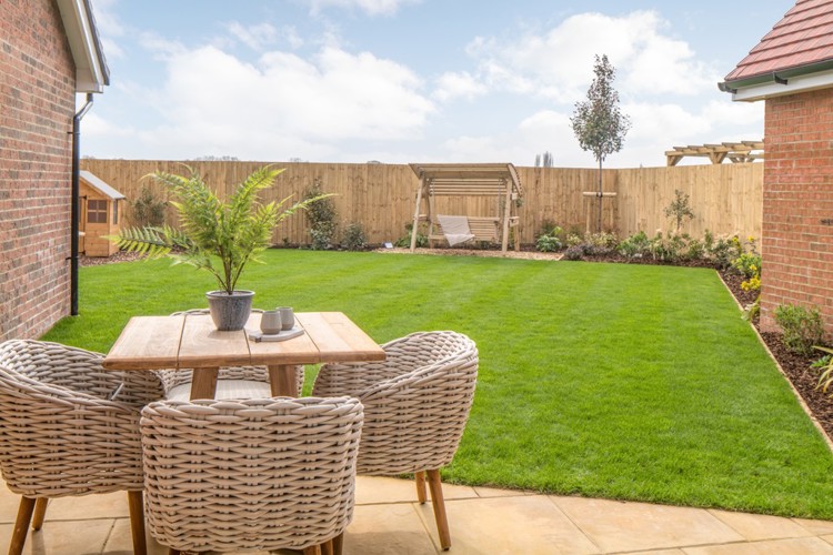 Ashford house type garden, 3 bedroom house for sale in Shrivenham