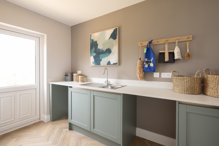Whitethorn utility in our 5 bedroom houses for sale potters bar