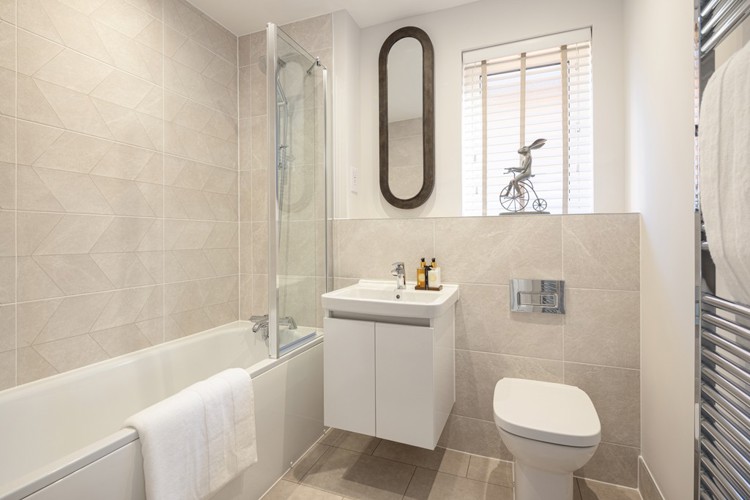 Houses for sale in Crowthorne