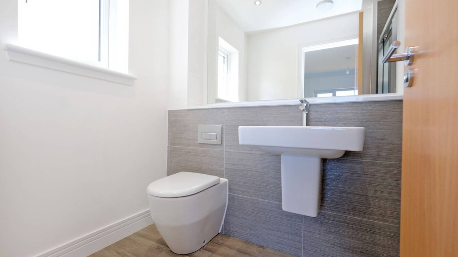 En-suite in plot 271