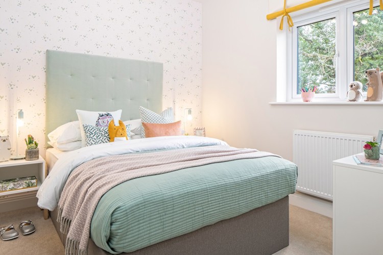 Cala At Himley Village Bicester Chestnut Bed3