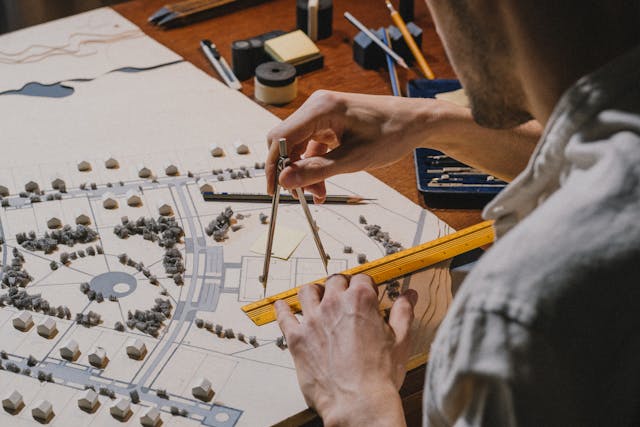 Land & Planning Stock