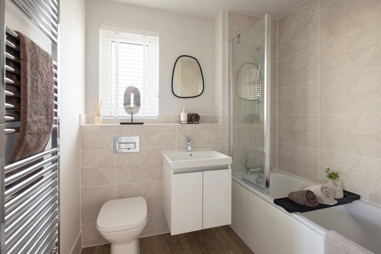 En-suite in 4 bedroom houses for sale kings langley