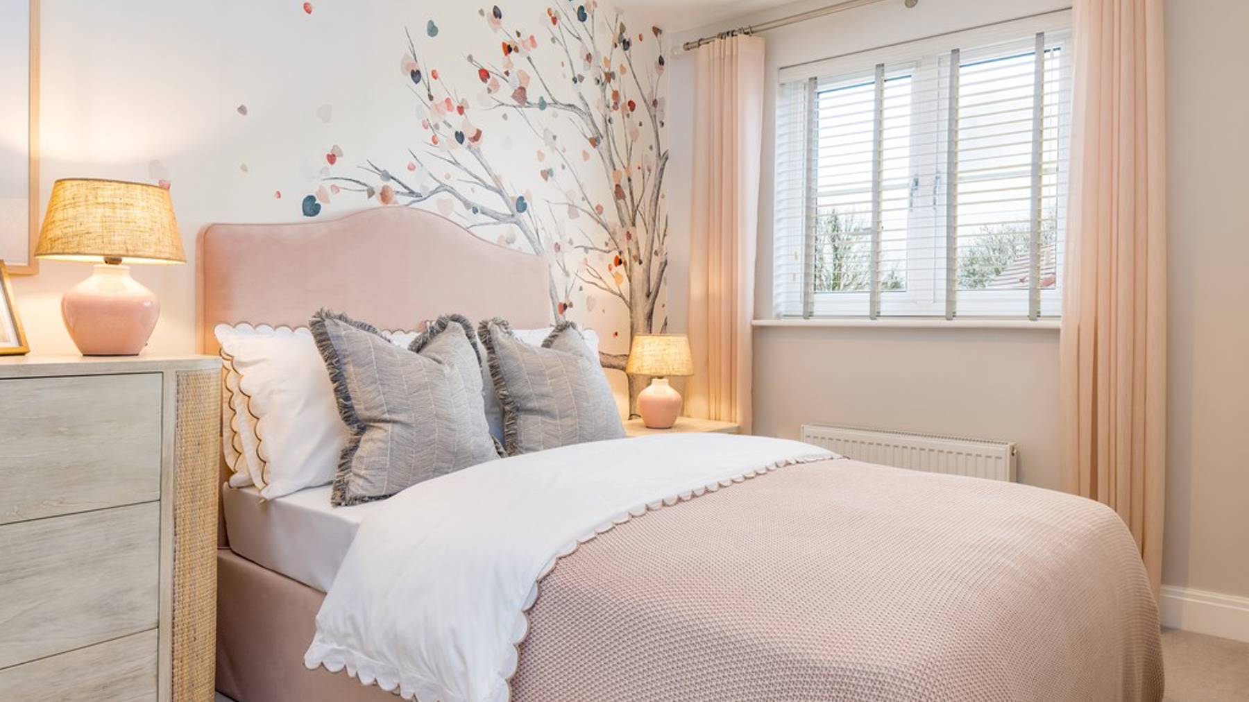 Houses for sale in Finchampstead, Wokingham