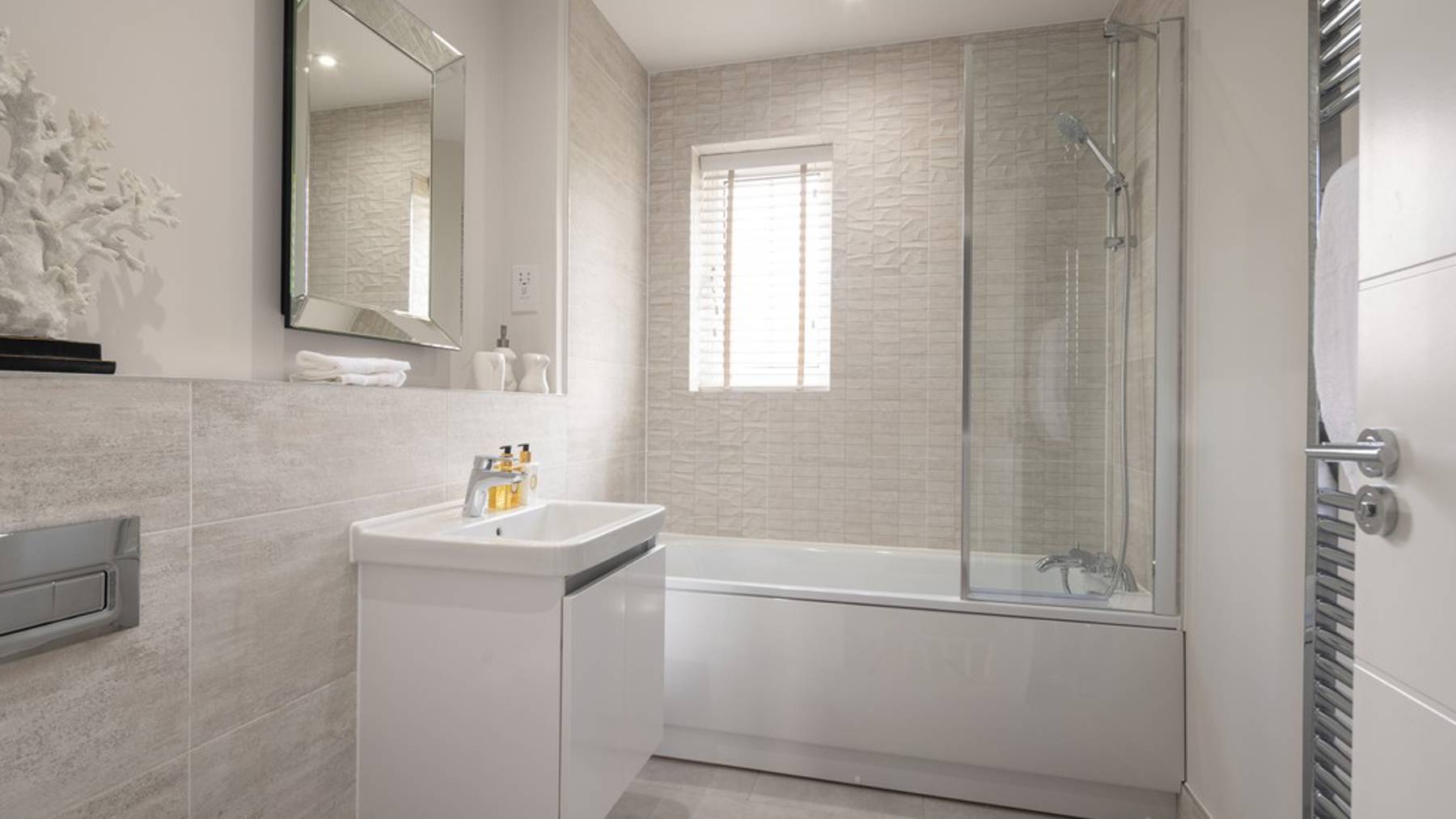 The Walnut | Bathroom